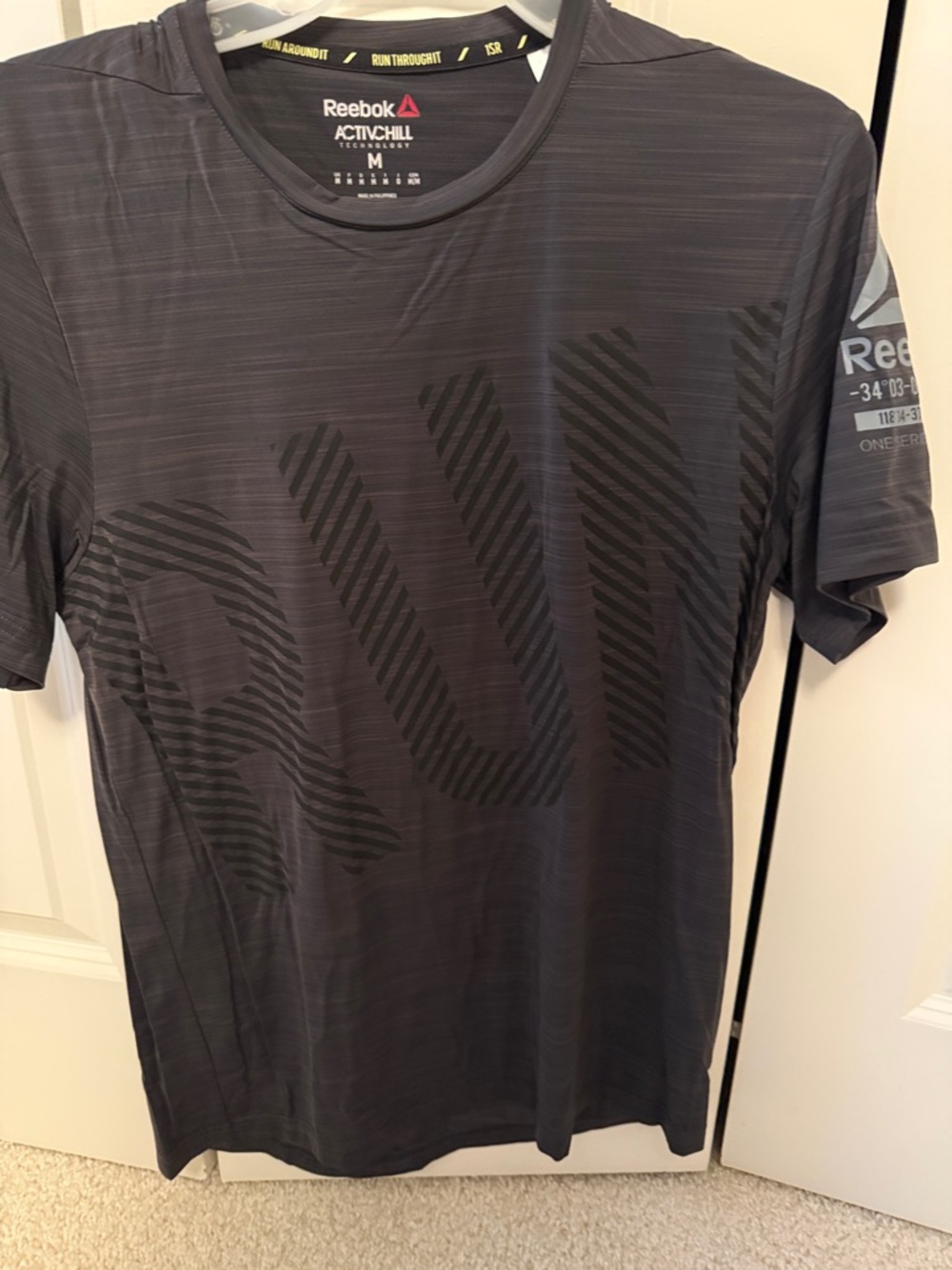 Reebok ACTIVCHILL Short Sleeve Tee in Charcoal with Tonal Graphics